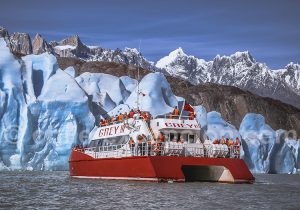 Hotel Lago Grey, navigation glacier Grey