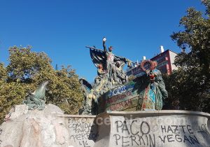 Tags sur les places au Chili