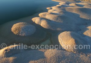 Bordure de sel, lagune de l'Atacama