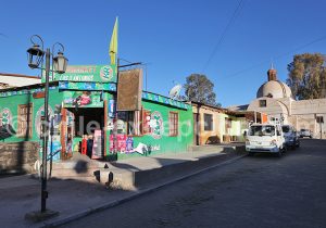 Rue du village de Matilla, Chili