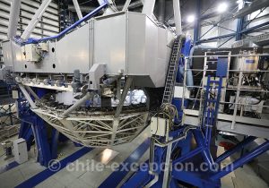 16-2 Very Large Telescope, Cerro Paranal