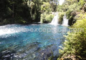 Puits naturels de Ojo de Caburgua