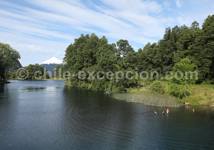 Lac Calafquén, Sud du Chili Lac Calafquén, Sud du Chili