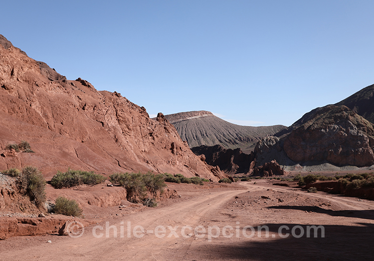 Vallée arc-en-ciel, Chili Vallée arc-en-ciel, Chili