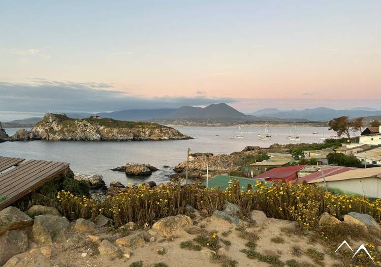 Fin de journée à la plage de Pichidangui Fin de journée à la plage de Pichidangui