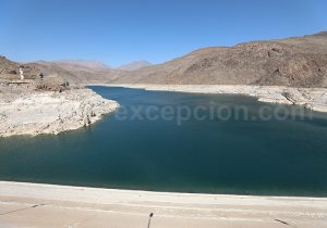 Retenue d'eau de Santa Juana, Chili