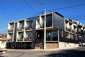 Vue extérieure de l'hôtel Verso, Valparaiso, Chili