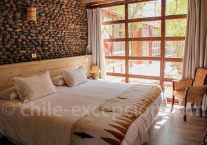 Chambre matrimoniale de l'hôtel Terrantai, San Pedro de Atacama, nord du Chili