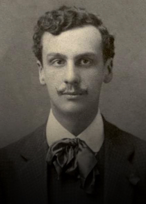 Portrait Augusto d’Halmar home