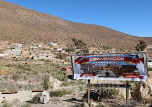 Entrée à Chusmiza, voyage dans le désert d'Atacama