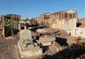 Visite du cimetière Pampino, désert d'Atacama, nord du Chili