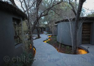 Accès aux chambres, hotel Desertica