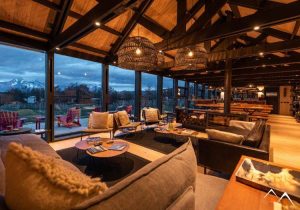 Espaces communs de nuit Kau Rio Serrano Salon convivial Patagonie chilienne Kau Rio Serrano